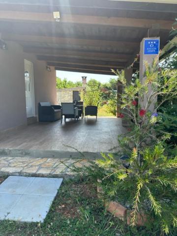 Holiday Home Lavanda Pula Exterior foto